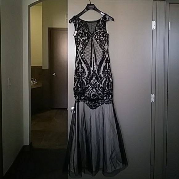 Black sequence pageant dress! - Picture 4 of 4
